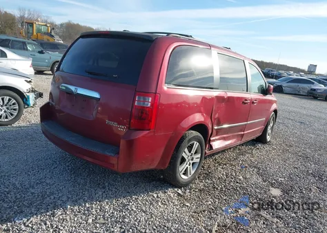2010 Dodge Grand Caravan Crew z USA, uszkodzony, nr VIN 2D4RN6DX3AR343110